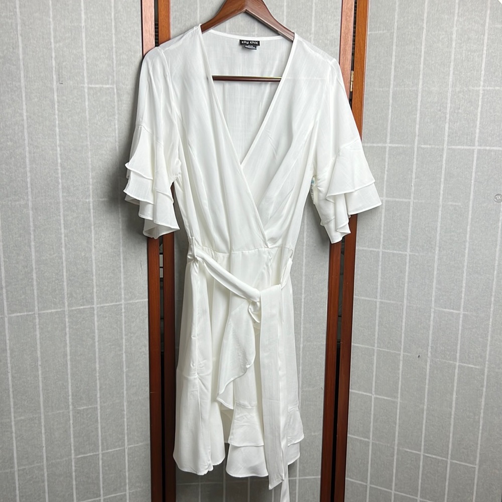 Women's Plus Size Plus Size Navy white Faux Wrap Mini Dress size XS/14